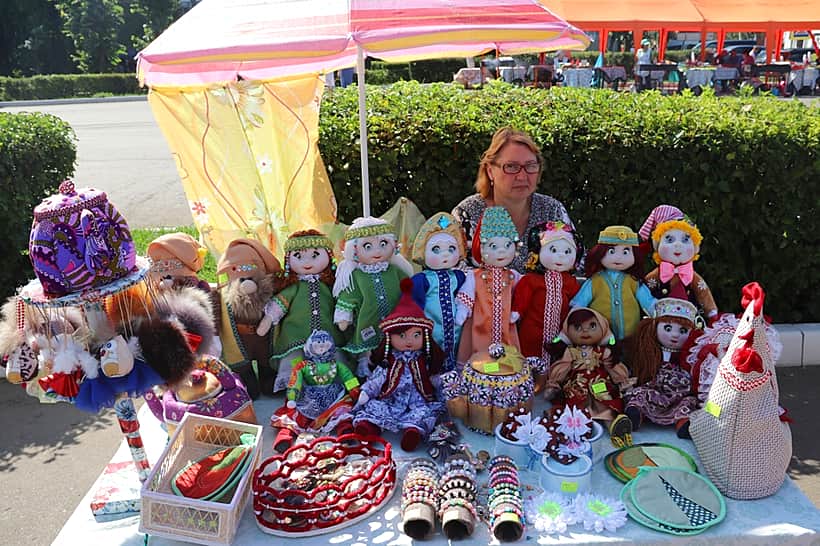 Выставка-конкурс народных промыслов и ремесел «Золотой колчан» состоялась в Алатыре.