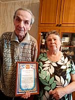 В честь 60-летия бракосочетания поздравили в Алатыре супругов Садовниковых.