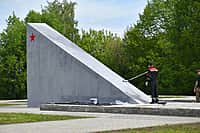 На территории Алатырского муниципального округа наведение чистоты и порядка продолжается (фото №1).