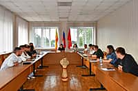 18 июня в администрации Алатырского МО состоялось первое заседание Молодёжного парламента (фото №2).