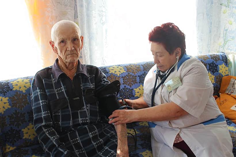 85-летний житель поселка Алтышево дважды стал пациентом санитарной авиации.