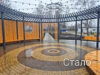 Работы по благоустройству центральной части п. Киря в рамках инициативного бюджетирования продолжаются (фото №2).