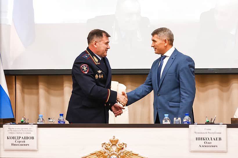Главе Чувашии представлен новый министр внутренних дел по Чувашии.