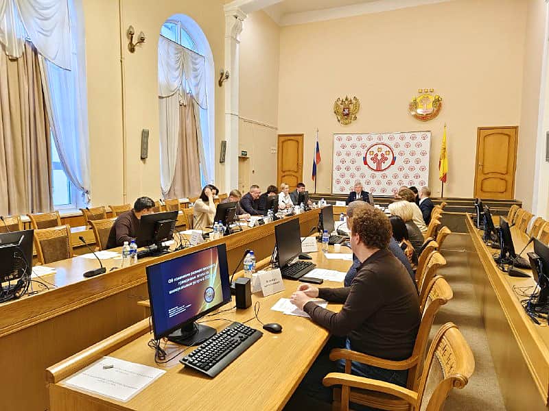 О предстоящих изменениях в тарифах на ЖКУ для жителей республики состоялось обсуждение в Общественной палате Чувашской Республики.