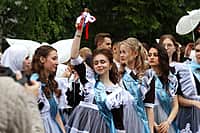 В гимназии №6 г. Алатырь прошёл праздник Последнего звонка (фото №14).