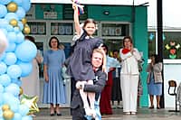 В гимназии №6 г. Алатырь прошёл праздник Последнего звонка (фото №1).