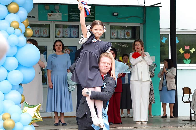 В гимназии №6 г. Алатырь прошёл праздник Последнего звонка.