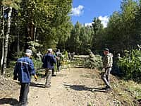 В Кире прошёл субботник по благоустройству территории (фото №2).