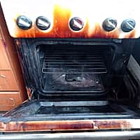 В Алатыре 30 июня произошел пожар в доме № 20 микрорайона Стрелка (фото №2).