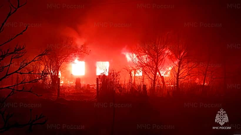 Пенсионер и 9-летний мальчик пострадали при пожаре в Алатырском округе.