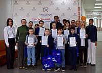 Ученик 3 "А" класса третей школы г. Канаша  Краснов Владимир стал победителем республиканского конкурса по программированию в среде Scratch «КосмоКод» (фото №3).