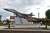 В день 473-летия города Алатыря состоялось торжественное открытие нового сквера, посвященного авиационным традициям города. (фото №9).