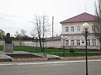 Административно-бытовое здание. 03 мая 2014 (сб).