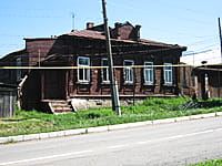 Индивидуальный жилой дом с участком. 13 июля 2014 (вс).