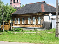 Индивидуальный жилой дом с участком. 13 июля 2014 (вс).