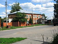 Многоквартирный жилой дом. 22 августа 2014 (пт).