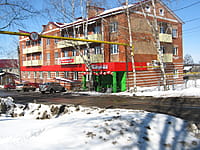 Многоквартирный жилой дом. 25 марта 2018 (вс).