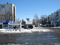 Уличный нестационарный объект торговли (оказания услуг). 25 марта 2018 (вс).