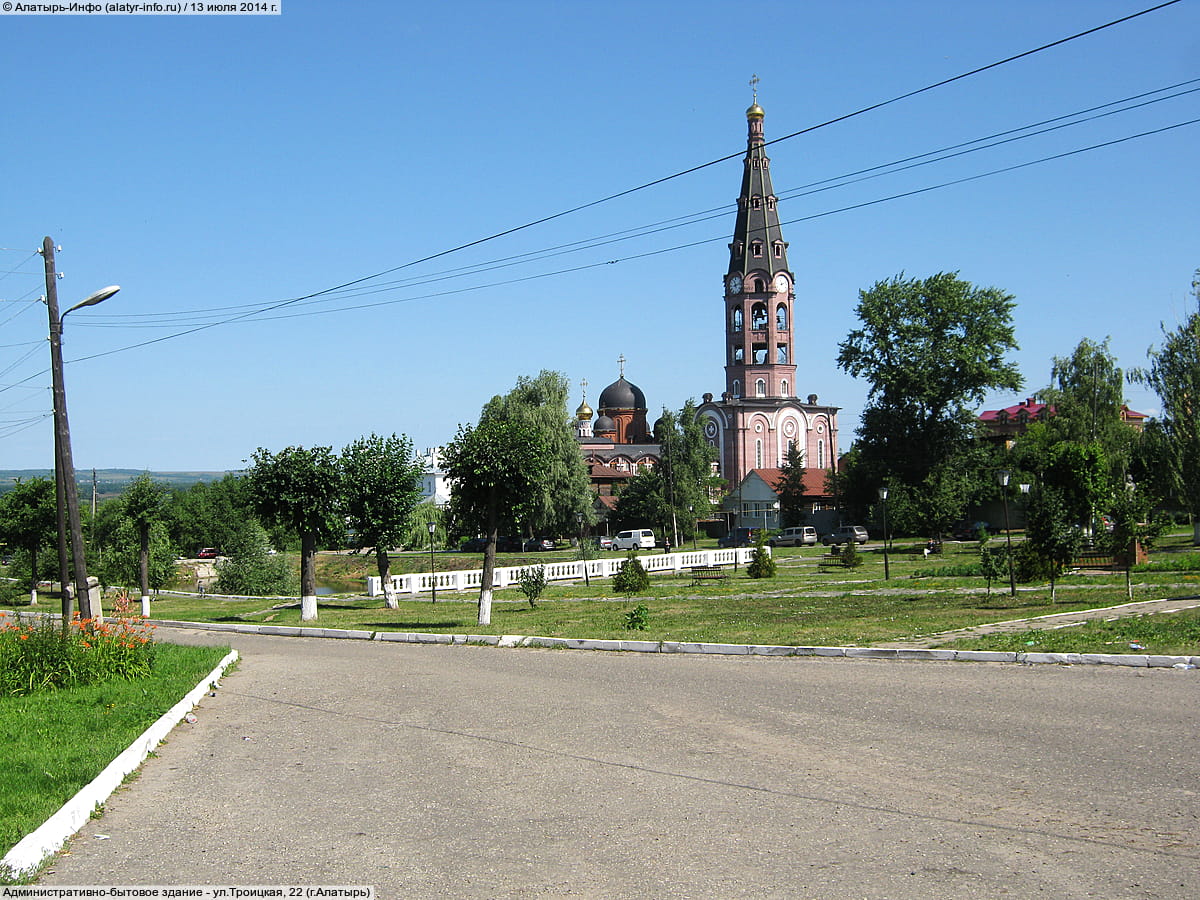 Административно-бытовое здание. 13 июля 2014 (вс).