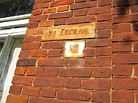 Индивидуальный жилой дом с участком. 22 августа 2014 (пт).